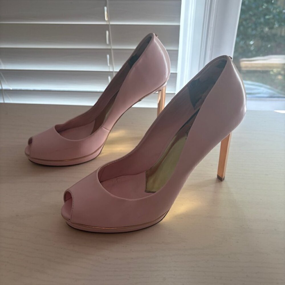 Ted Baker Baby Pink and Rose Gold Peep Toe Heels - Picture 3 of 5